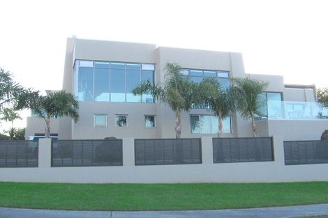 Photo of property in 26 Courtneys, West Harbour, Auckland, 0618