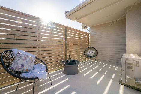 Photo of property in 1/66 Coronation Road, Hillcrest, Auckland, 0627