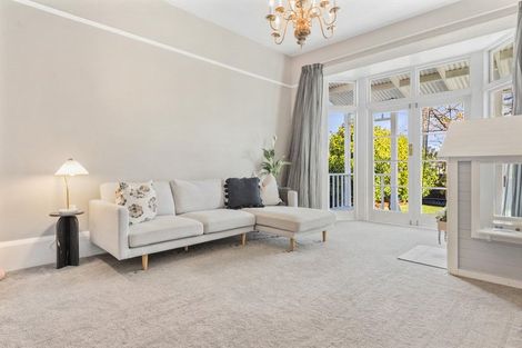 Photo of property in 28 Cleveland Street, Edgeware, Christchurch, 8013