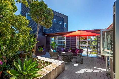 Photo of property in 3 Seaview Road, Paraparaumu Beach, Paraparaumu, 5032