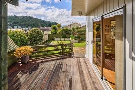 Photo of property in 197 Derwent Street, Island Bay, Wellington, 6023
