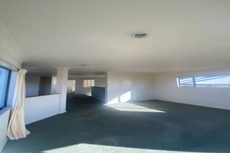 Photo of property in 409b Devonport Road, Tauranga South, Tauranga, 3112