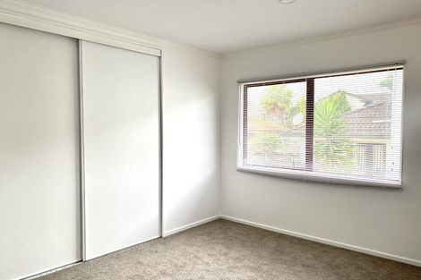 Photo of property in 1/31 Roanoke Way, Albany, Auckland, 0632