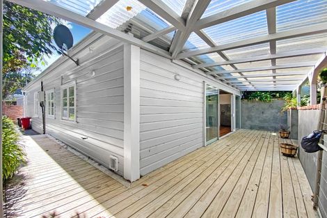 Photo of property in 55 Mckinley Crescent, Brooklyn, Wellington, 6021