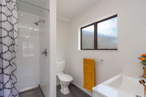 Photo of property in 5 Homedale Street, Pukehangi, Rotorua, 3015