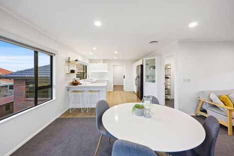 Photo of property in 1/14 Kells Place, Botany Downs, Auckland, 2010
