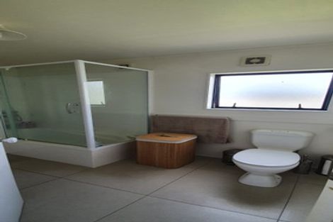 Photo of property in 1/22 Lambrown Drive, Totara Vale, Auckland, 0629