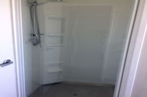 Photo of property in 2/73 Solomon Avenue, Redwood, Christchurch, 8051