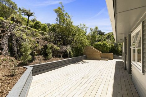 Photo of property in 138 Miromiro Road, Normandale, Lower Hutt, 5010