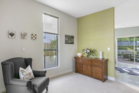 Photo of property in 7 Lakshmi Place, Khandallah, Wellington, 6035