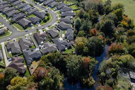 Photo of property in 279 Dixon Road, Fitzroy, Hamilton, 3206