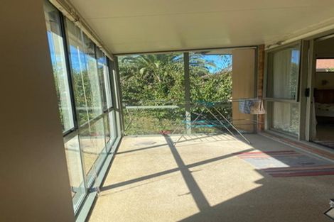 Photo of property in 10 Wheaton Place, Glen Eden, Auckland, 0602