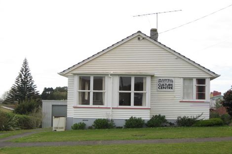 Photo of property in 56 Cook Street, Marfell, New Plymouth, 4310
