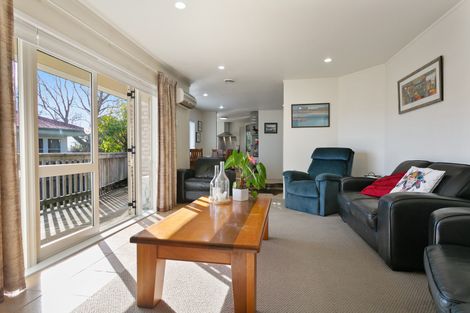 Photo of property in 82 Moore Street, Leamington, Cambridge, 3432