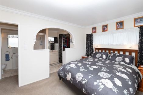 Photo of property in 19 Ridout Street, Maeroa, Hamilton, 3200