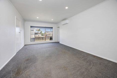 Photo of property in 41 Hill Crescent, Papakura, 2110