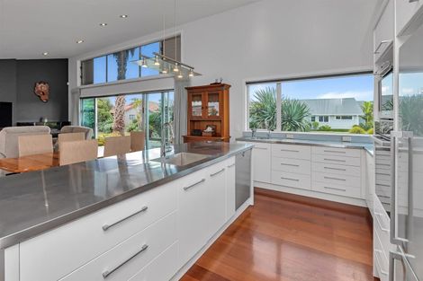 Photo of property in 1 Cayman Court, One Tree Point, 0118