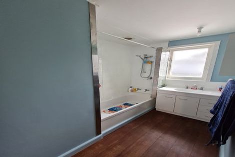 Photo of property in 16 Rees Street, Duntroon, Oamaru, 9494