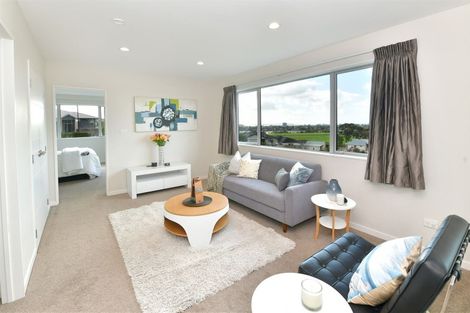 Photo of property in 23 Galbraith Greens, Silverdale, 0932