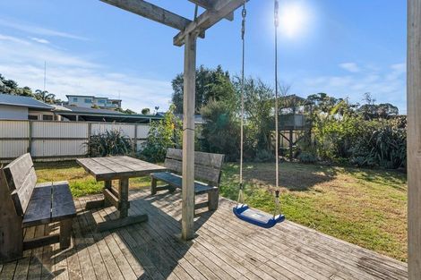 Photo of property in 16 Alpha Avenue, Coastlands, Whakatane, 3120