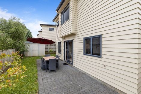Photo of property in 33/22 Northcross Drive, Oteha, Auckland, 0632