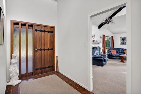 Photo of property in 116 Weraroa Road, Waverley, 4510