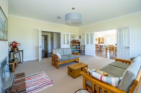 Photo of property in 61 Hekeao Road, Surrey Hills, Ashburton, 7778