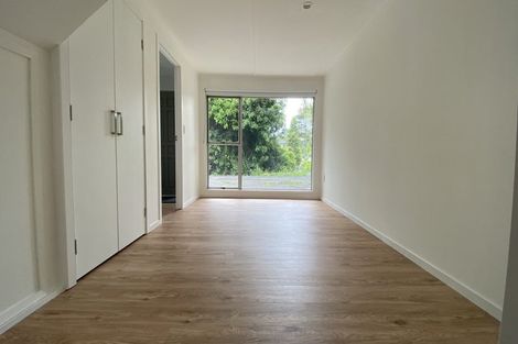 Photo of property in 2/555 East Coast Road, Browns Bay, Auckland, 0630