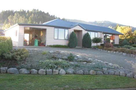 Photo of property in 4 Caverhill Close, Hanmer Springs, 7334