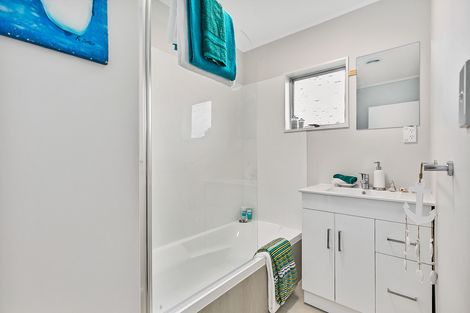 Photo of property in 2/22 Bingara Place, Favona, Auckland, 2024