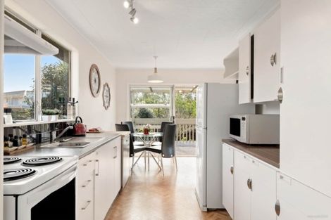 Photo of property in 42a Forest Hill Road, Henderson, Auckland, 0612