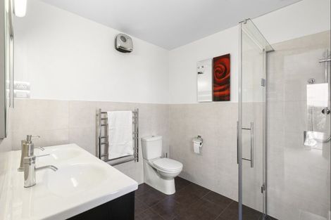 Photo of property in 6 Commodore Place, Britannia Heights, Nelson, 7010