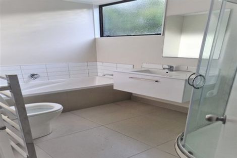 Photo of property in 24b Barberton Terrace, Red Hill, Papakura, 2110