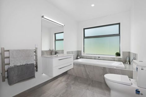 Photo of property in 120 Harakeke Drive, Wharewaka, Taupo, 3330