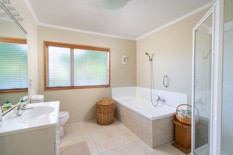 Photo of property in 7 Kahurangi Drive, Rangatira Park, Taupo, 3330