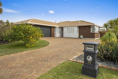 Photo of property in 22 The Green, Mount Maunganui, 3116