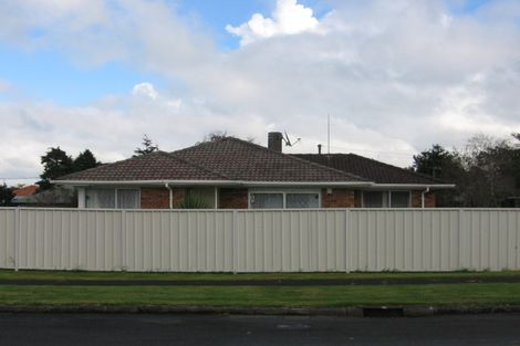 Photo of property in 11 York Road, Papatoetoe, Auckland, 2104