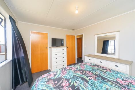 Photo of property in 2 Walton Street, Bulls, 4818