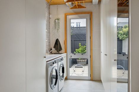 Photo of property in 49a Glandovey Road, Fendalton, Christchurch, 8052