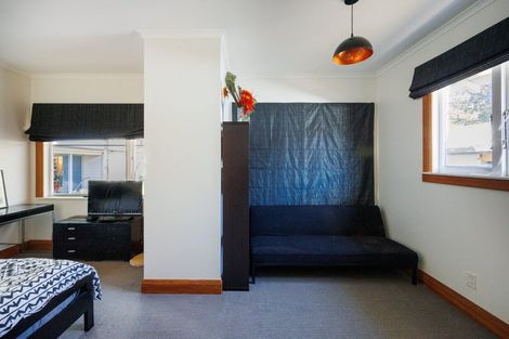 Photo of property in 15 Miro Street, Takaro, Palmerston North, 4410