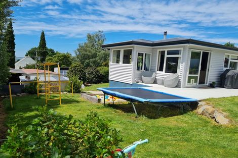 Photo of property in 16 Rees Street, Duntroon, Oamaru, 9494