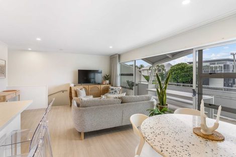 Photo of property in 319 Beverley Terrace, Whangamata, 3620