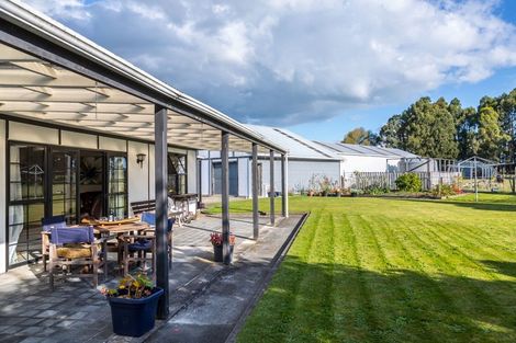 Photo of property in 19 Matahiwi Road, Matahiwi, Masterton, 5888