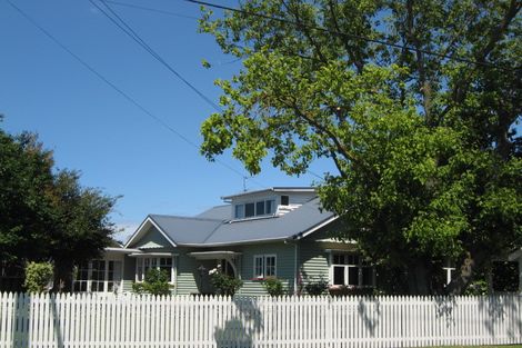 Photo of property in 138 Stapletons Road, Richmond, Christchurch, 8013