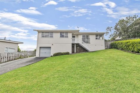 Photo of property in 1/21 Laurina Road, Sunnynook, Auckland, 0620