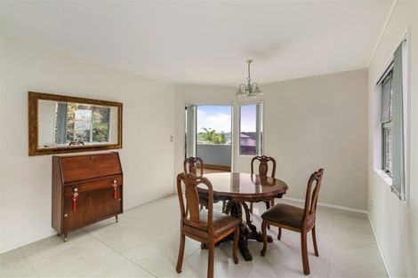 Photo of property in 13 Redfern Lane, Glenfield, Auckland, 0629