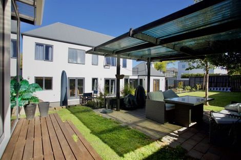 Photo of property in 88 Merivale Lane, Merivale, Christchurch, 8014