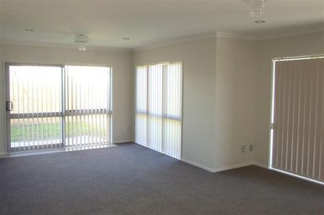 Photo of property in 46a Russell Road, Manurewa, Auckland, 2102