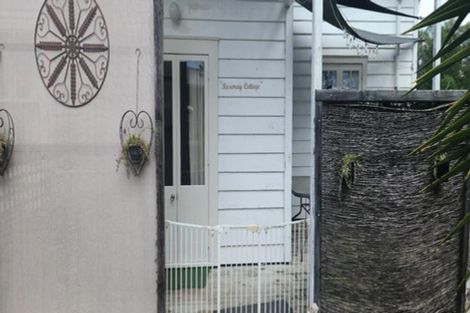 Photo of property in 24 Tourist Road, Clevedon, Papakura, 2582