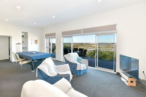 Photo of property in 66 Maire Road, Orewa, 0931